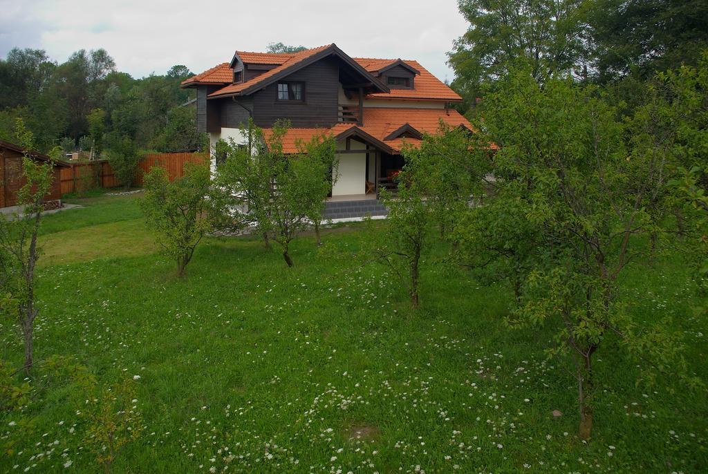 Casuta Cu Prieteni Cornu de Jos Kamer foto