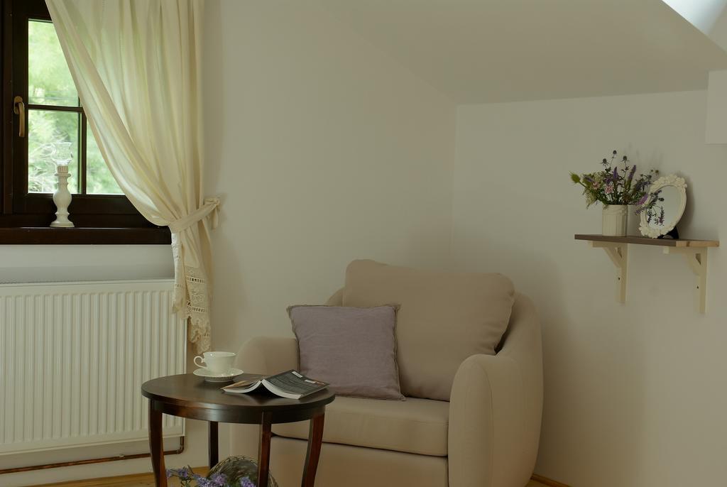 Casuta Cu Prieteni Cornu de Jos Kamer foto