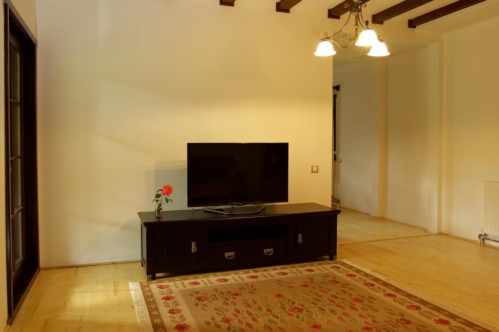 Casuta Cu Prieteni Cornu de Jos Kamer foto